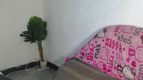 naughty_katrina1 online show from 09/22/25, 07:43