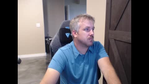 Snapshot of naughty_kinky1 chatting on 09/16/25, 04:08 Naughty kinky1 online show from 09/16/25, 04:08