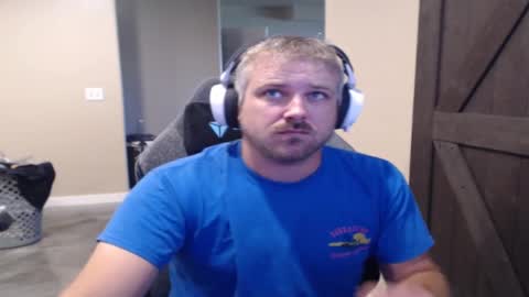 Snapshot of naughty_kinky1 chatting on 09/19/25, 03:34 Naughty kinky1 online show from 09/19/25, 03:34