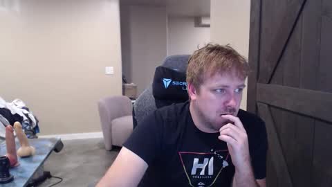 Snapshot of naughty_kinky1 chatting on 01/08/26, 05:04 Naughty kinky1 online show from 01/08/26, 05:04