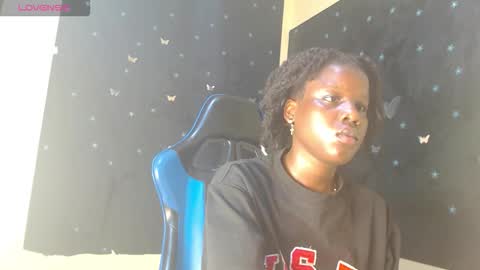 naomi online show from 09/16/25, 02:01