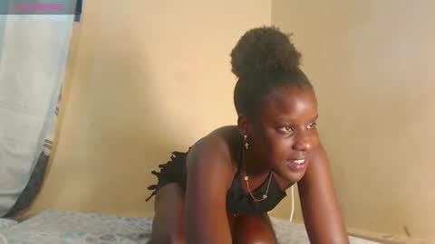 naomi online show from 09/18/25, 01:35