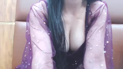 Snapshot of naughty_love489696 chatting on 03/04/25, 04:20 riya online show from 03/04/25, 04:20