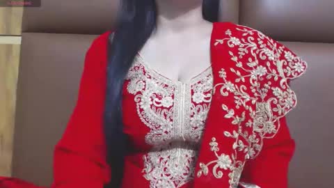 Snapshot of naughty_love489696 chatting on 10/21/25, 05:46 riya online show from 10/21/25, 05:46