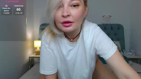 Snapshot of naughty_milena chatting on 12/03/25, 07:49 Milena online show from 12/03/25, 07:49