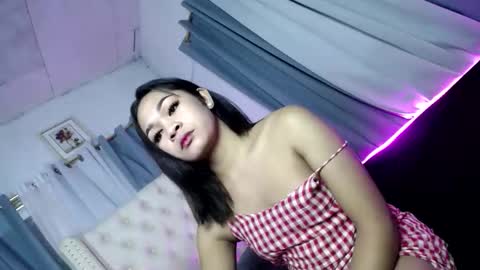Snapshot of naughty_nebula chatting on 10/06/25, 06:44 JOVANNA online show from 10/06/25, 06:44