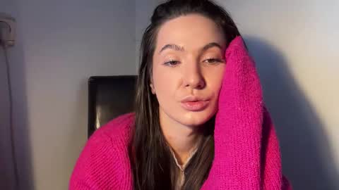 Snapshot of naughty_princesse chatting on 12/05/25, 08:45 Elena online show from 12/05/25, 08:45