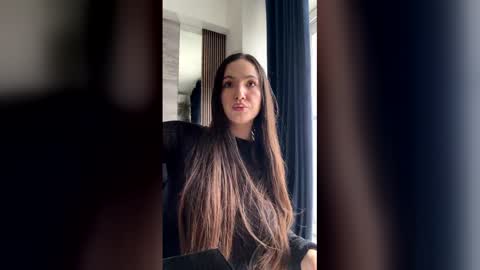 Snapshot of naughty_princesse chatting on 05/01/26, 08:41 Elena online show from 05/01/26, 08:41