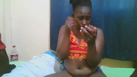 Snapshot of naughty_slender2 chatting on 03/14/26, 07:14 jn online show from 03/14/26, 07:14