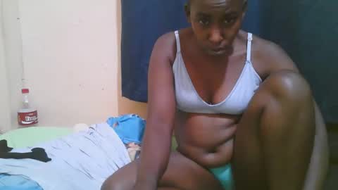 Snapshot of naughty_slender2 chatting on 03/14/26, 07:19 jn online show from 03/14/26, 07:19