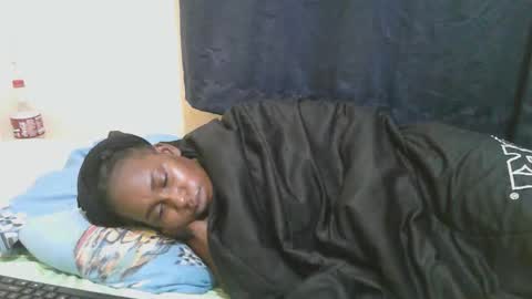 Snapshot of naughty_slender2 chatting on 03/29/26, 06:35 jn online show from 03/29/26, 06:35