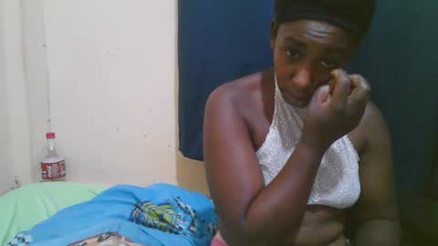 Snapshot of naughty_slender2 chatting on 03/29/26, 07:47 jn online show from 03/29/26, 07:47