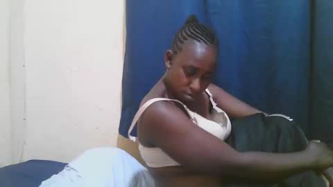 Snapshot of naughty_slender2 chatting on 04/07/26, 06:41 jn online show from 04/07/26, 06:41