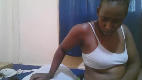 Snapshot of naughty_slender2 chatting on 04/16/26, 08:26 jn online show from 04/16/26, 08:26