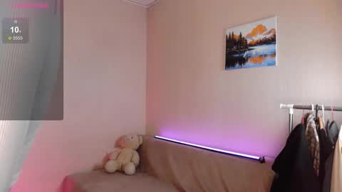 Snapshot of naughty_sparkle chatting on 03/02/26, 11:33 Alexa online show from 03/02/26, 11:33