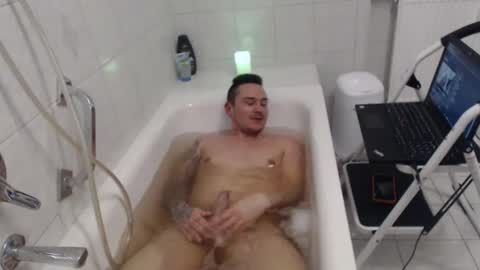 naughty_tobi93 online show from 10/30/25, 04:41