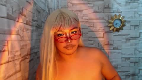 naughty_ursula21xxx online show from 01/28/25, 12:00