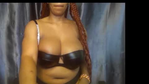 Snapshot of naughty_xxbunny chatting on 02/08/26, 01:14 beauty online show from 02/08/26, 01:14