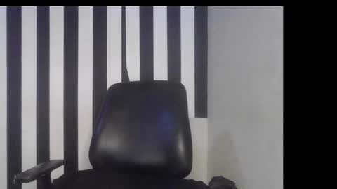 Snapshot of naughty_xxbunny chatting on 03/14/26, 10:53 beauty online show from 03/14/26, 10:53