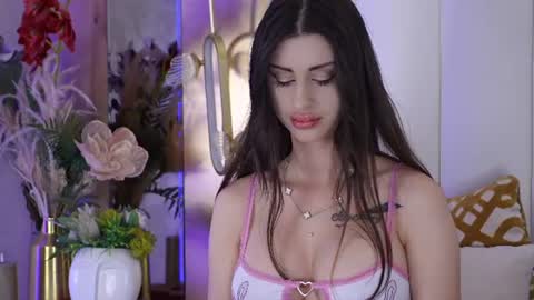 Snapshot of naughtyalicee chatting on 07/13/26, 06:38 naughtyalicee online show from 07/13/26, 06:38