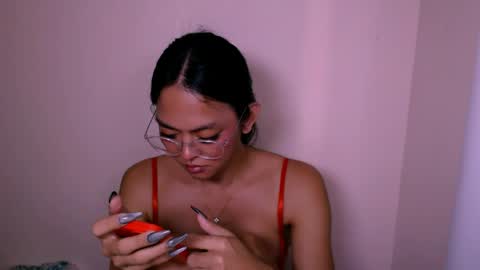 Snapshot of naughtyaurora69 chatting on 05/15/26, 12:50 NaughtyAurora online show from 05/15/26, 12:50