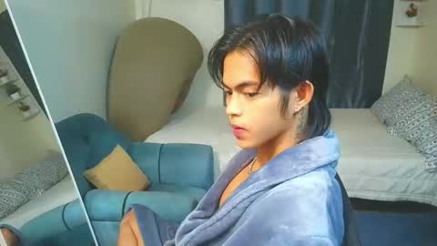 Snapshot of naughtyboylouie chatting on 03/20/26, 01:16 Loue online show from 03/20/26, 01:16