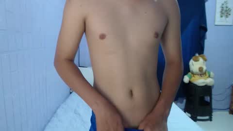 naughtyboytoni online show from 10/08/25, 12:30