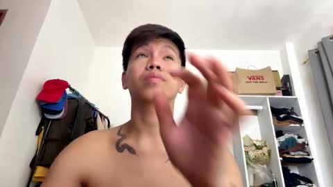 Arch online show from 02/08/26, 01:42