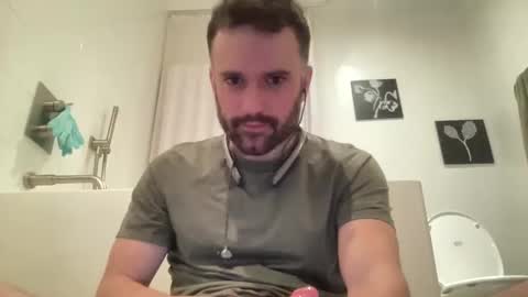 Snapshot of naughtycanadian69 chatting on 01/19/25, 02:47 naughtycanadian69 online show from 01/19/25, 02:47