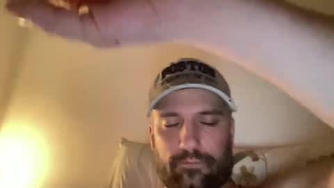 Snapshot of naughtycanadian69 chatting on 12/21/25, 04:52 naughtycanadian69 online show from 12/21/25, 04:52