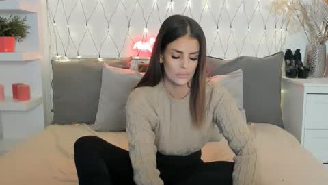 Snapshot of naughtycasssy chatting on 01/17/25, 02:39 Cassy online show from 01/17/25, 02:39