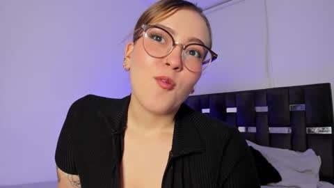 LANAindependent model online show from 10/29/25, 05:10