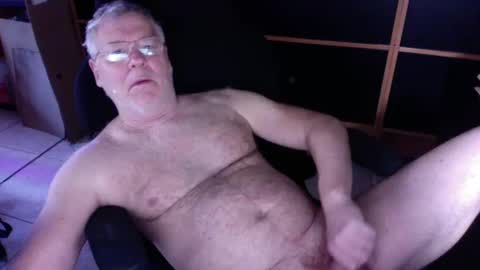 Snapshot of naughtydaddyla chatting on 12/21/24, 10:30 naughtydaddyla online show from 12/21/24, 10:30