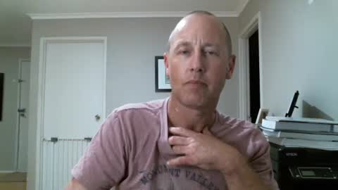 Snapshot of naughtyfro37 chatting on 01/17/25, 08:11 whatever you want it to be online show from 01/17/25, 08:11