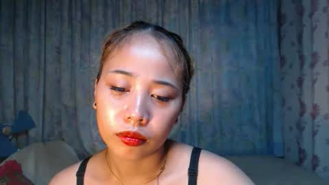 Snapshot of naughtyhotsexyjean chatting on 03/06/26, 12:01 miss jean online show from 03/06/26, 12:01