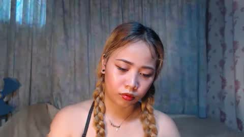 Snapshot of naughtyhotsexyjean chatting on 03/25/26, 04:29 miss jean online show from 03/25/26, 04:29