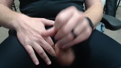 Snapshot of naughtyjohn77 chatting on 12/23/24, 05:28 naughtyjohn77 online show from 12/23/24, 05:28