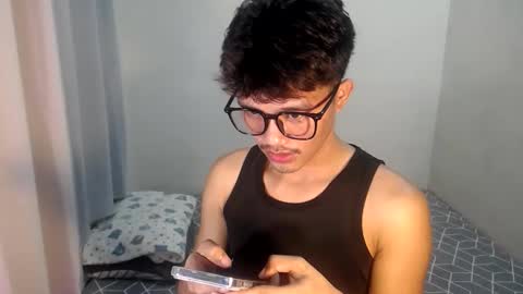 Snapshot of naughtyjosh_ chatting on 06/09/26, 06:25 Josh online show from 06/09/26, 06:25