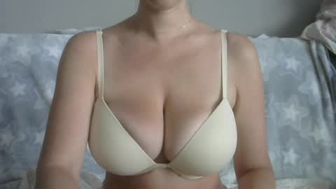 Snapshot of naughtykitten94 chatting on 06/17/26, 07:11 Chris online show from 06/17/26, 07:11