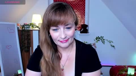 Snapshot of naughtymilane chatting on 06/11/26, 09:46 Milana - on air every day except Wednesday from 9 pm to 4 am European time online show from 06/11/26, 09:46