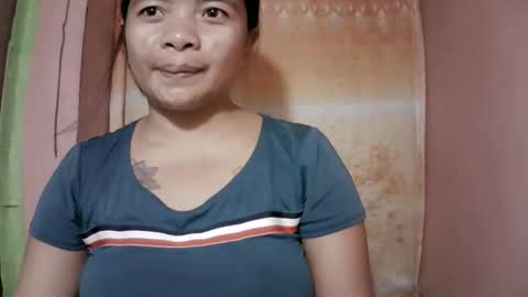 naughtymom_33 online show from 12/18/25, 07:14