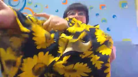 OldKinkyMILF online show from 02/15/25, 09:16