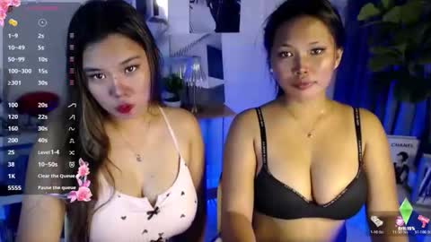 Snapshot of naughtymorenagirl chatting on 04/10/26, 04:06 naughtymorenagirl online show from 04/10/26, 04:06