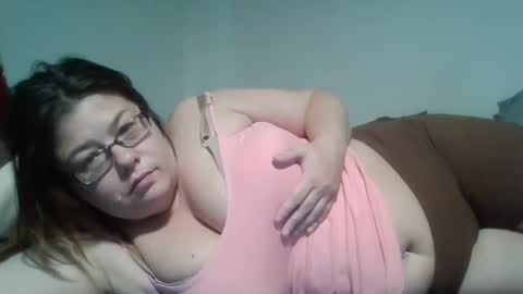 Snapshot of naughtynatalie1988x chatting on 09/20/25, 08:43 Natalie online show from 09/20/25, 08:43