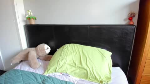 Snapshot of naughtynerdygirl chatting on 05/26/26, 10:22 Gigi Chu online show from 05/26/26, 10:22