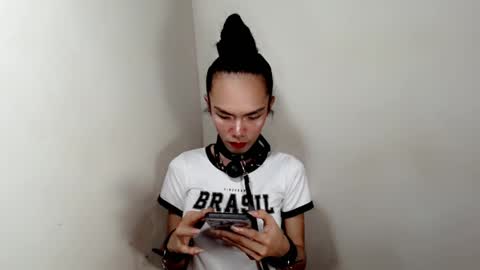 Snapshot of naughtypetiteangel chatting on 11/06/25, 11:48 naughtypetiteangel online show from 11/06/25, 11:48