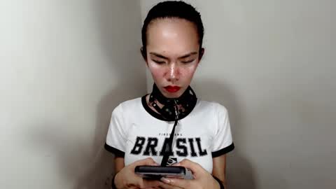 Snapshot of naughtypetiteangel chatting on 11/11/25, 02:55 naughtypetiteangel online show from 11/11/25, 02:55