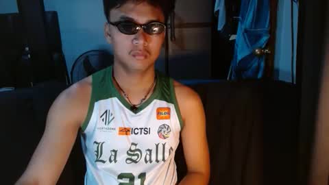 Snapshot of naughtyprince_jace chatting on 05/03/26, 08:31 naughtyprince_jace online show from 05/03/26, 08:31