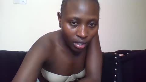 naughtyqueen12 online show from 02/16/25, 03:27