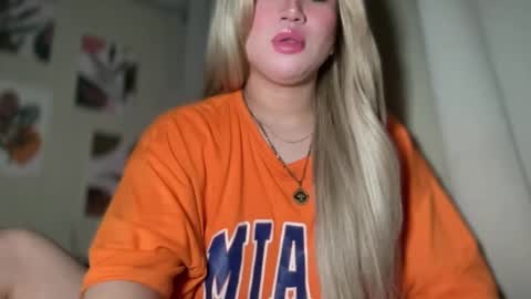 Rose Wilson online show from 12/30/24, 03:36